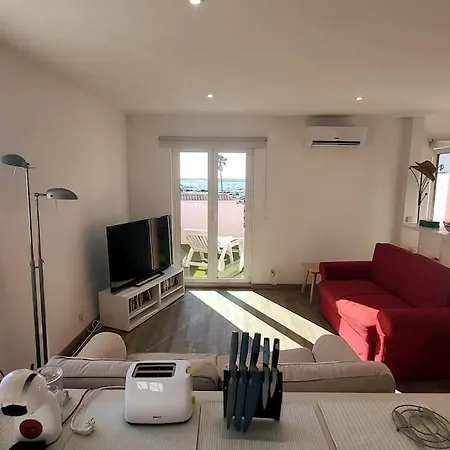 דירה Sea View